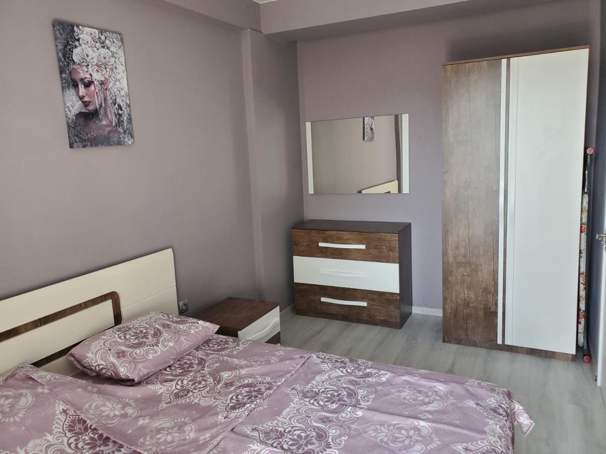 Cozy 1-Bedroom Unit In Tbilisi, With Amazing View Exterior photo